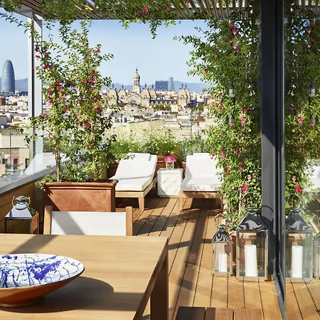 The Edition Szálloda