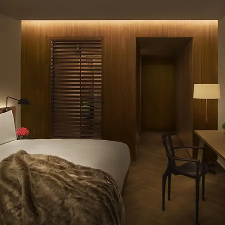 The Edition Hotel 5*