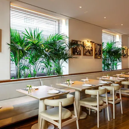 Отель The Edition 5*